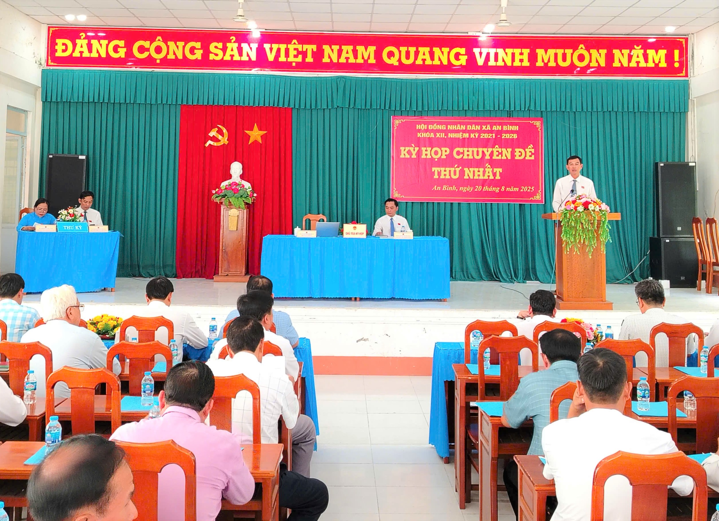 Hội đồng nhân dân xã An Bình khóa XII, nhiệm kỳ 2021-2026  tổ chức Kỳ họp chuyên đề thứ Nhất
