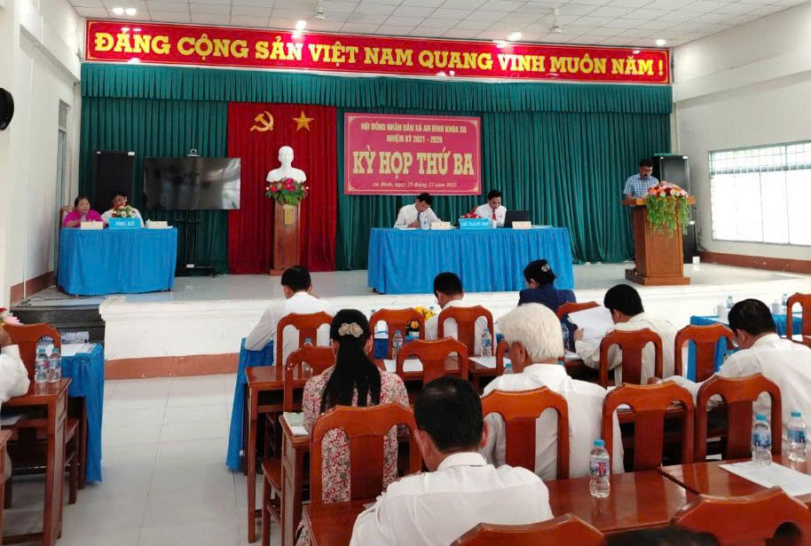Hội đồng nhân dân xã An Bình tổ chức thành công Kỳ họp thứ ba, kỳ họp cuối năm 2025